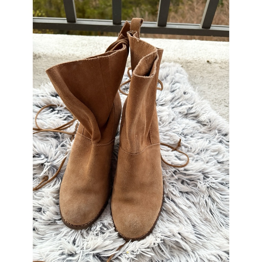 Toms Mila Suede Light Brown Ankle Booties with ties - Picture 4 of 6